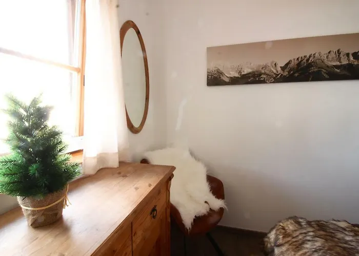 Belle Kitz Im Zentrum By Belle *